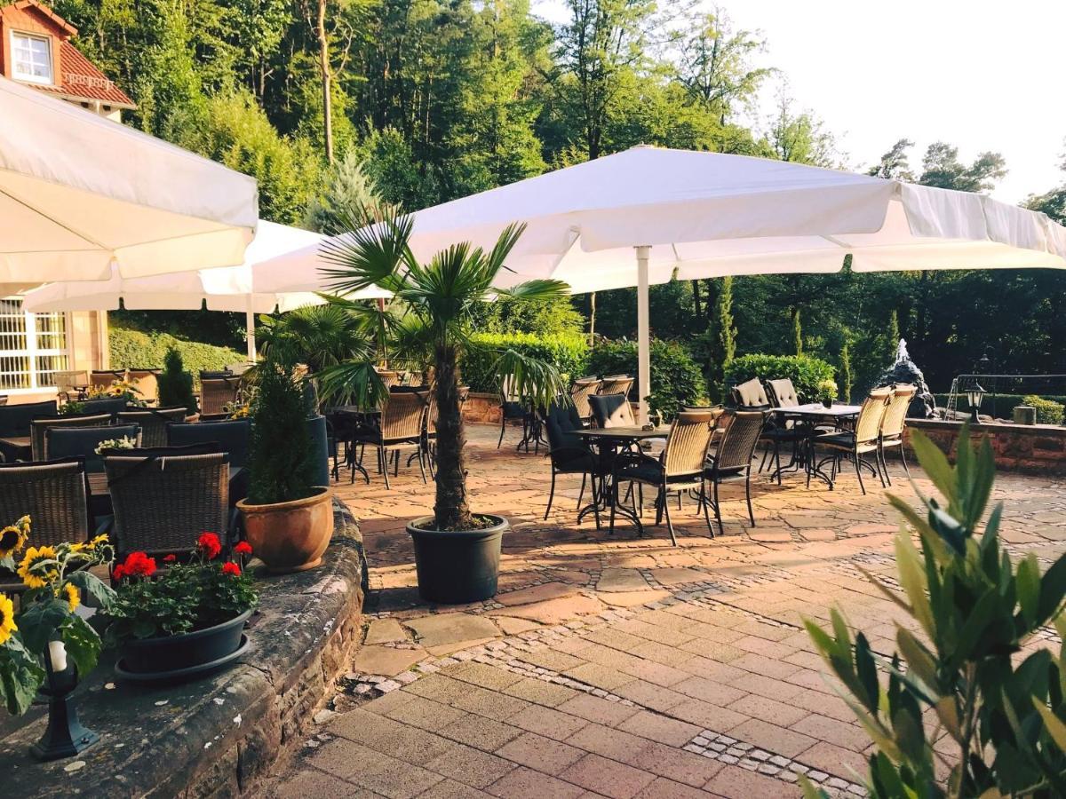 Schlosshotel 3*